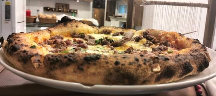 Pizza napolitaine 